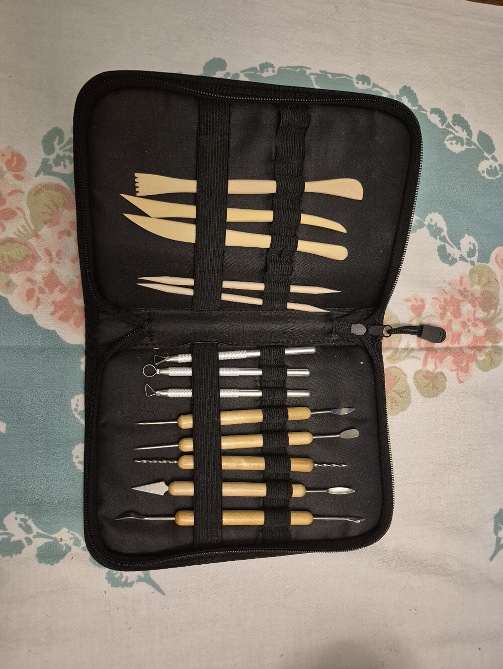 Clay Sculpting Tool Kit with Wooden and Metal Tools - Black Case - Picture 3 of 3
